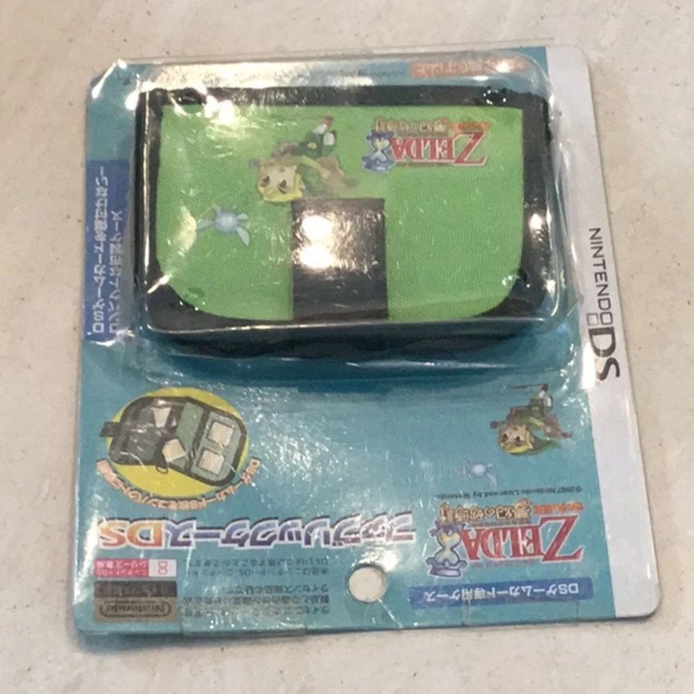 The Legend Of Zelda 2007 DS Carrying Cartridge Games Case Japanese Holder 3DS